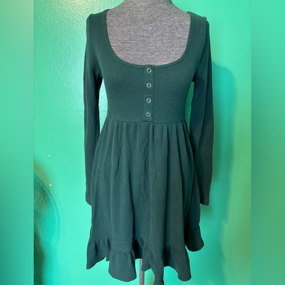 Green Long Sleeve Dress